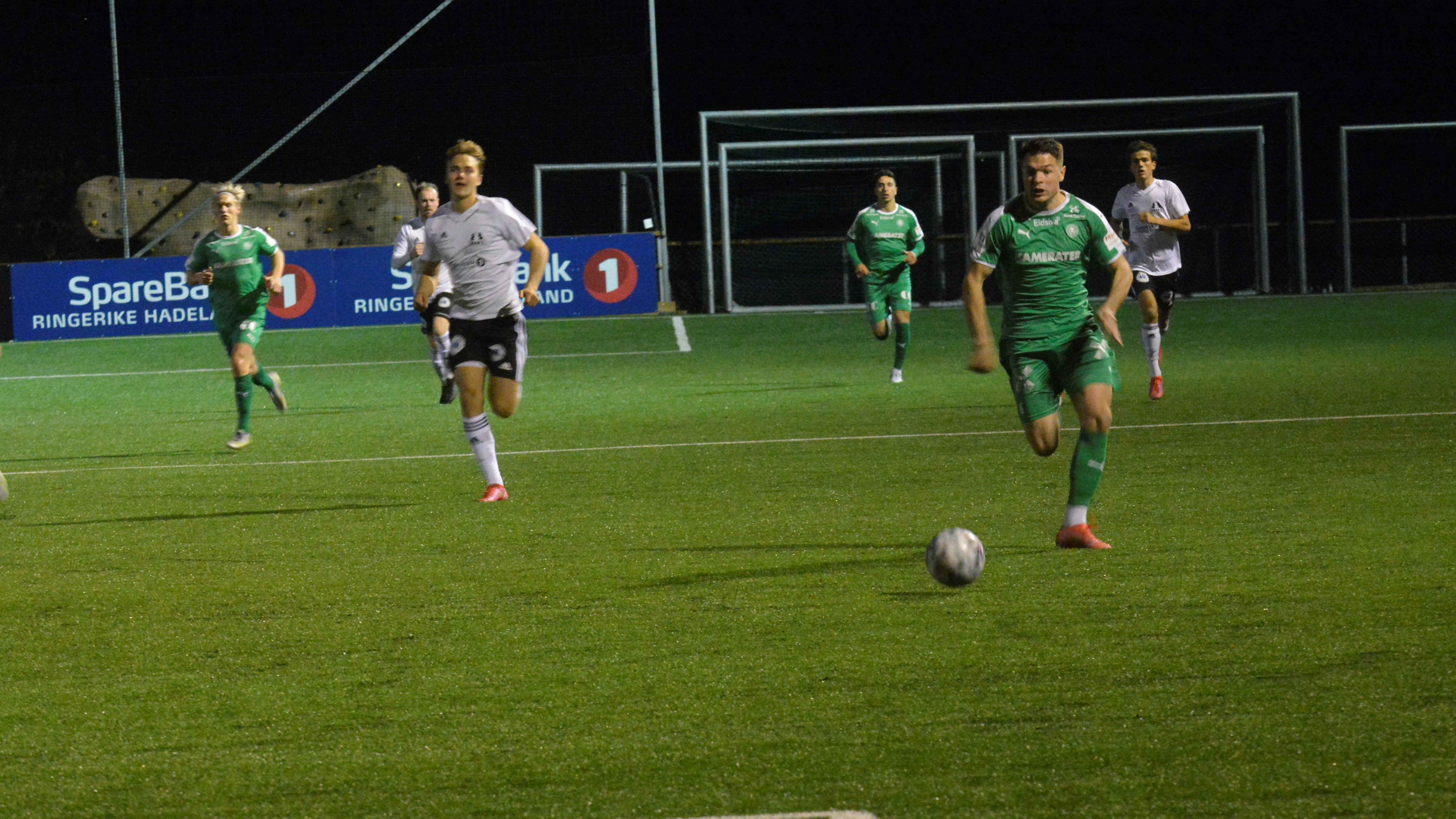 Rekruttlaget med seier i toppkampen